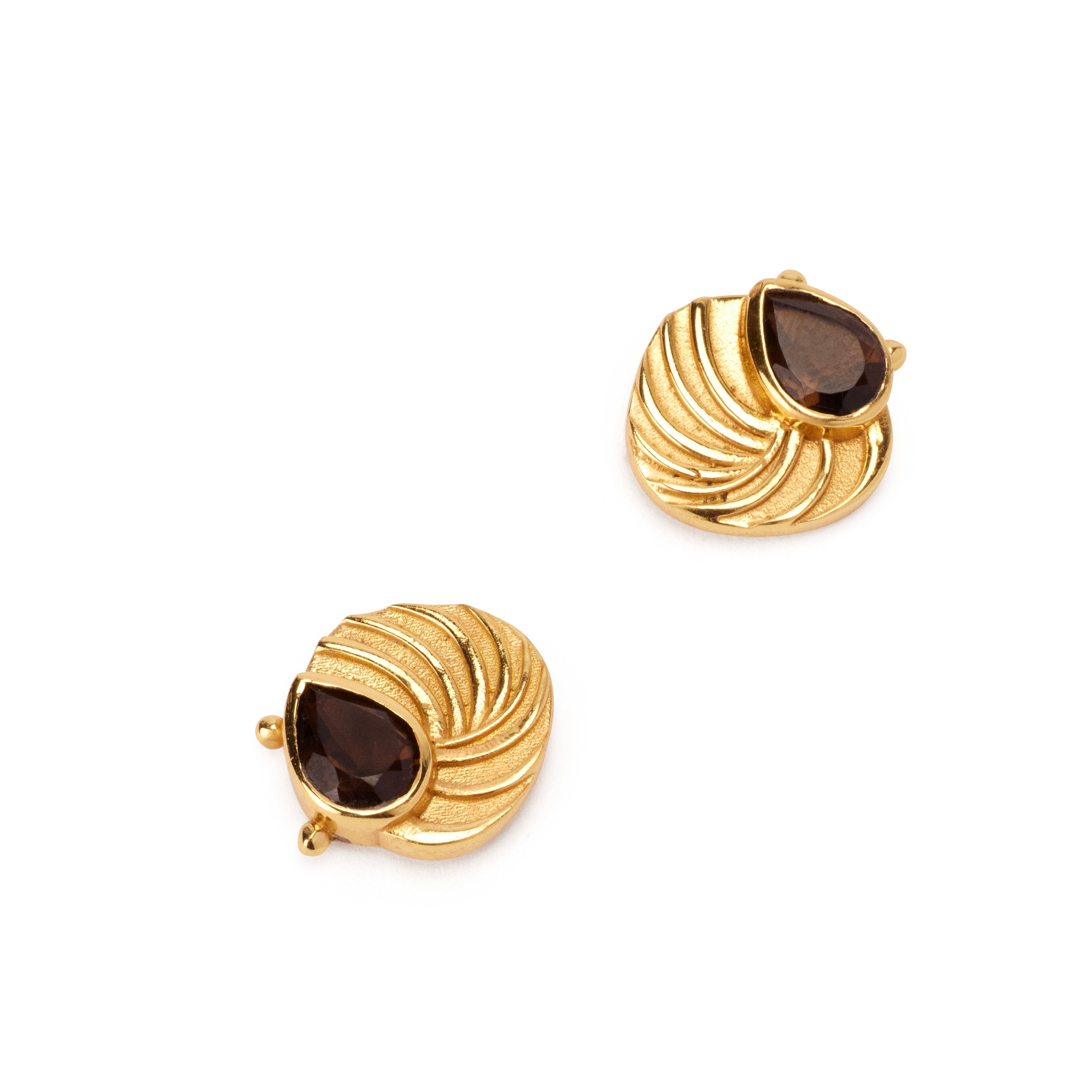 Thea Studs