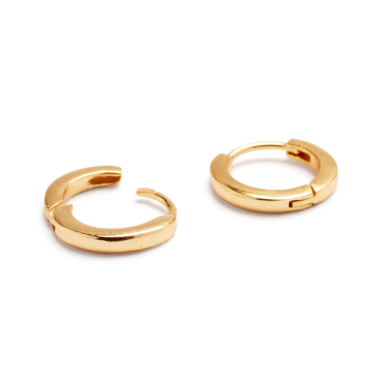 Simple Huggie Pair